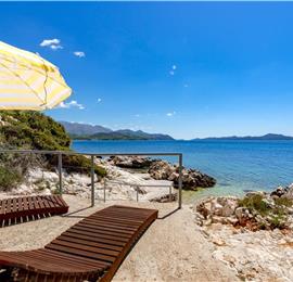 Luxury 5 Bedroom Beachfront Villa near Dubrovnik, Sleeps 11-12